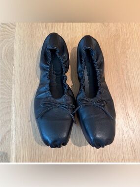 KHAITE Ashland Black Leather Flats with Bow Accent